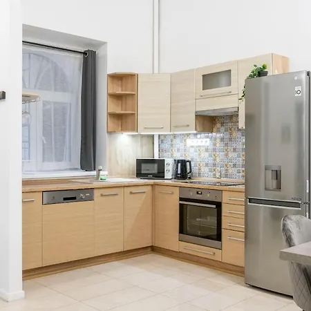 Superior -modern 3br Budapest