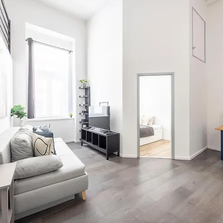 Superior -modern 3br