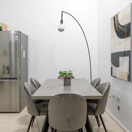 Superior -modern 3br شقة *