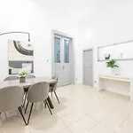Superior -modern 3br شقة