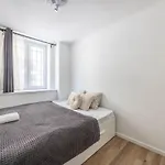 Superior -modern 3br *
